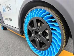 Первое коммерческое применение безвоздушных шин Bridgestone AirFree