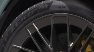 Pirelli разработала спецверсии шин для комплектации Porsche Cayenne Electric