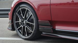 Pirelli разработала шины для самого экстремального Bentley в истории