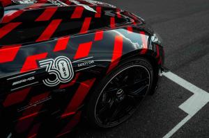 Pirelli разработала шины для нового автомобиля безопасности Формулы-1