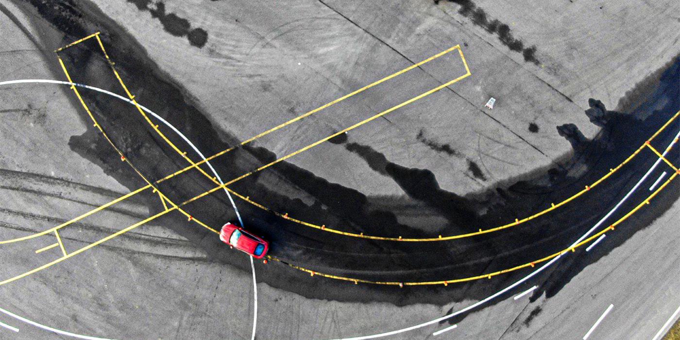 Onliner: тест на вхождение в крутой поворот