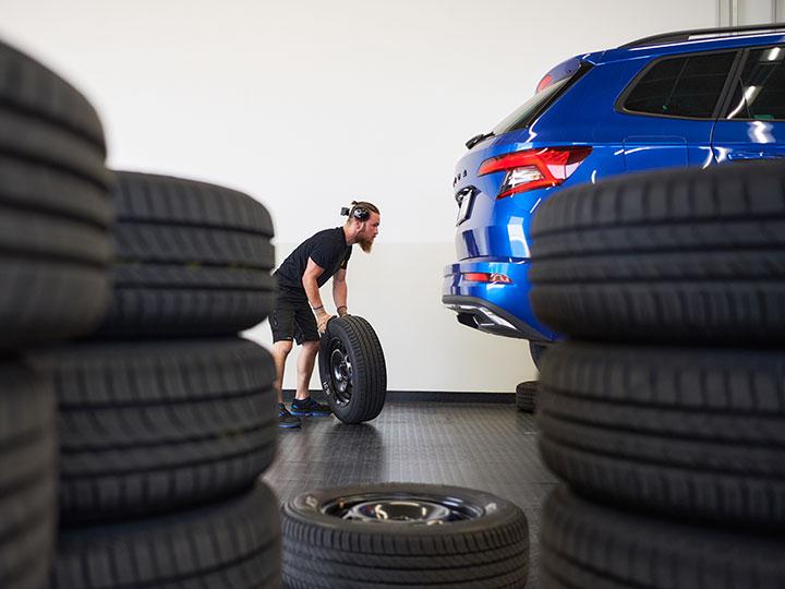 Тест летних шин 215/60 R16 (ADAC, февраль 2022)