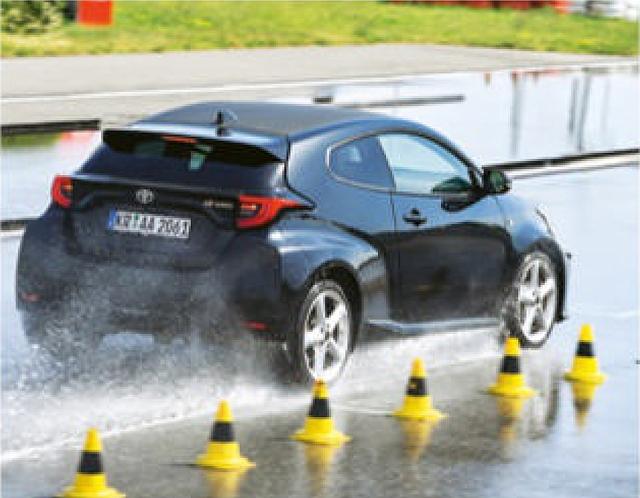 Тест летних спортивных шин 225/40R18 (Auto Bild España, 667/сентябрь 2023)