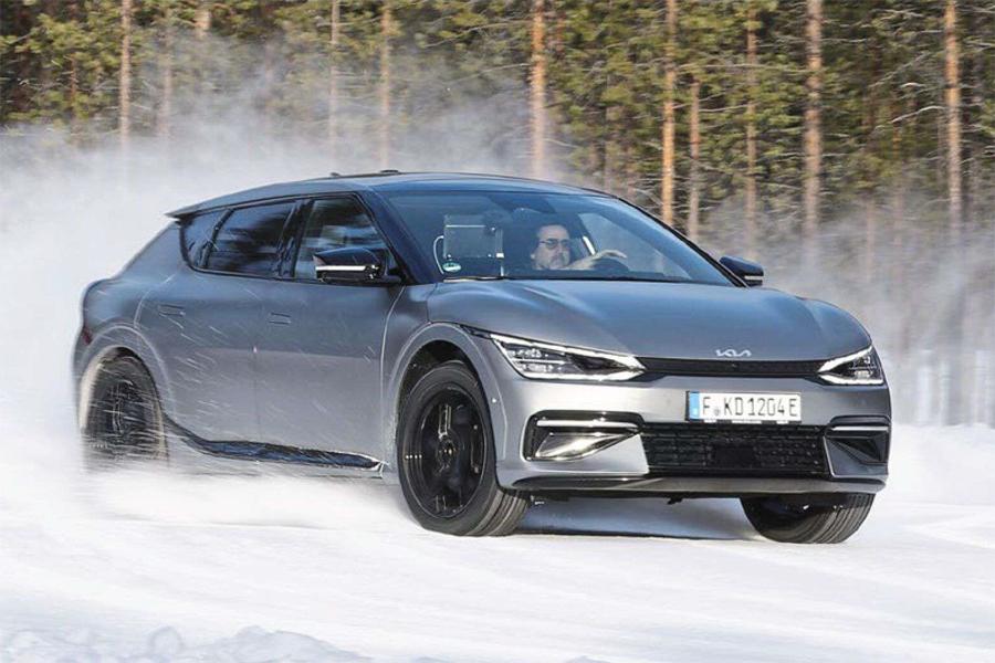 Тест зимних нешипованных шин для кроссоверов 255/45R20 (Auto Motor und Sport, 09/2023)