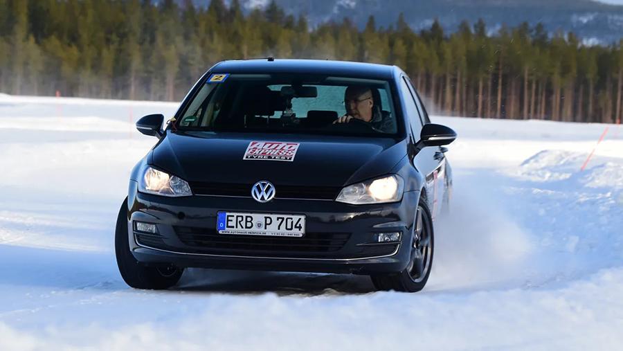 Тест зимних фрикционных шин 225/45R17 (Auto Express, 13/09/2023)