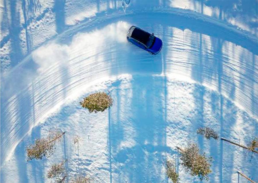 Тест всесезонных шин для кроссоверов 215/55R17 (Auto Zeitung, 22/2023)