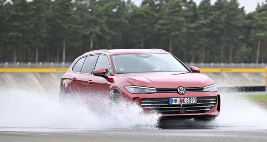 Тест летних экошин 215/55R17 (Auto Strassenverkehr, 9/2025)