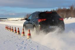 Тест зимних SUV-шин 215/55R17 (Auto Bild allrad, 42/2025)